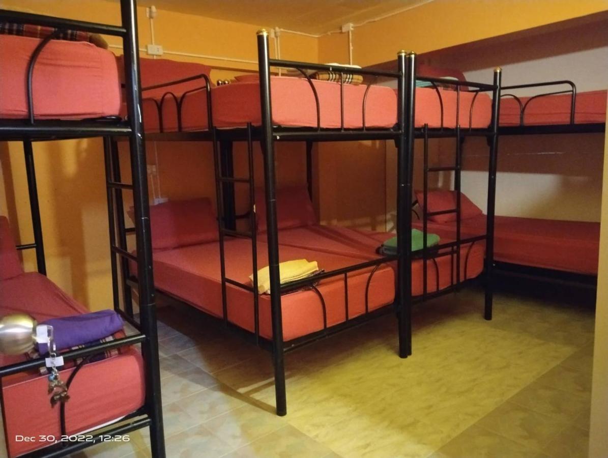 Seventeen Hostel Пханган Экстерьер фото