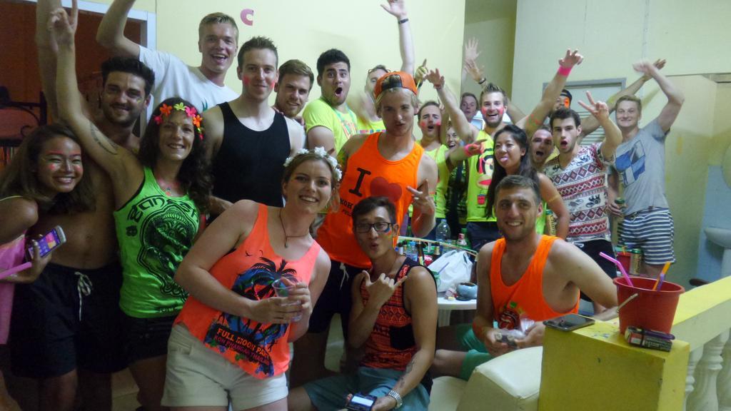 Seventeen Hostel Пханган Экстерьер фото